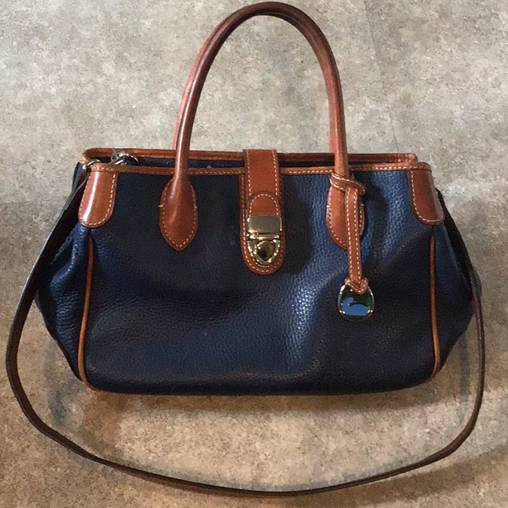 Dooney & Bourke rich pebble grain satchel bag